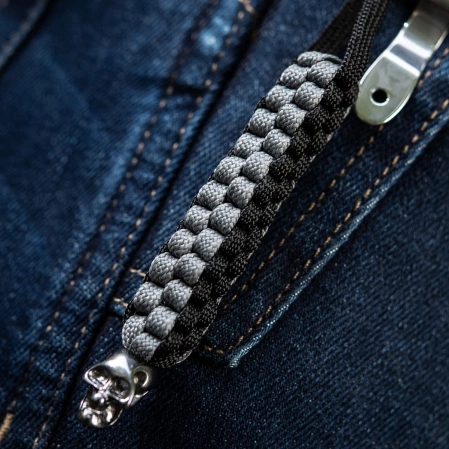 Przywieszka do noża M-Tac Cuboid Skull Black/Grey paracord (10285211)